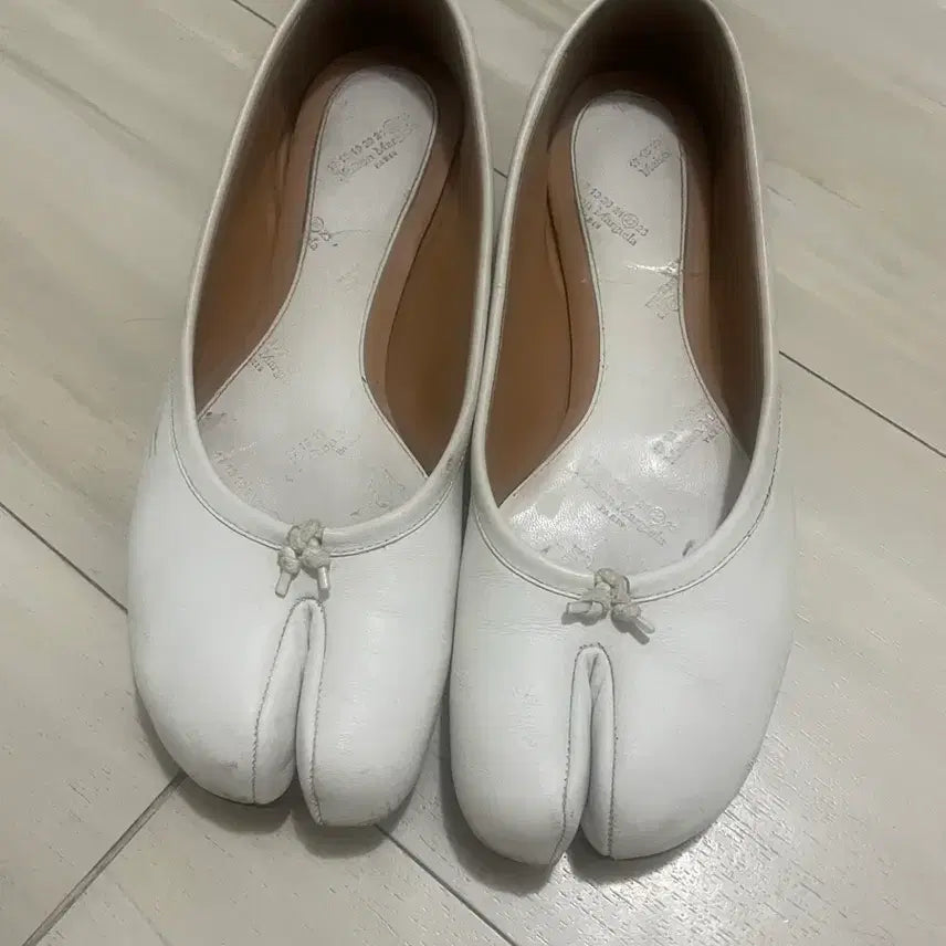 [BUNJANG] Maison Margiela Tabi Flat Shoes White Size 37 / 마르지엘라 타비 플랫 슈즈 화이트 37/보강완료/박스보유