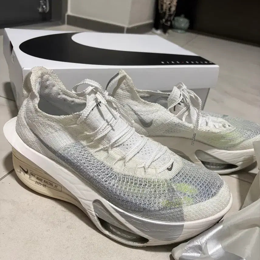 [BUNJANG] Nike Alphafly 3 / 나이키 알파플라이 3 275