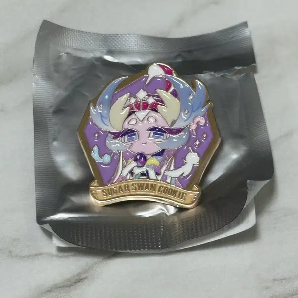 [BUNJANG] Cookie Run Kingdom Collectible Metal Pin Badge Sugar Swan / 쿠키런 킹덤 콜렉터블 메탈 핀뱃지 설탕백조