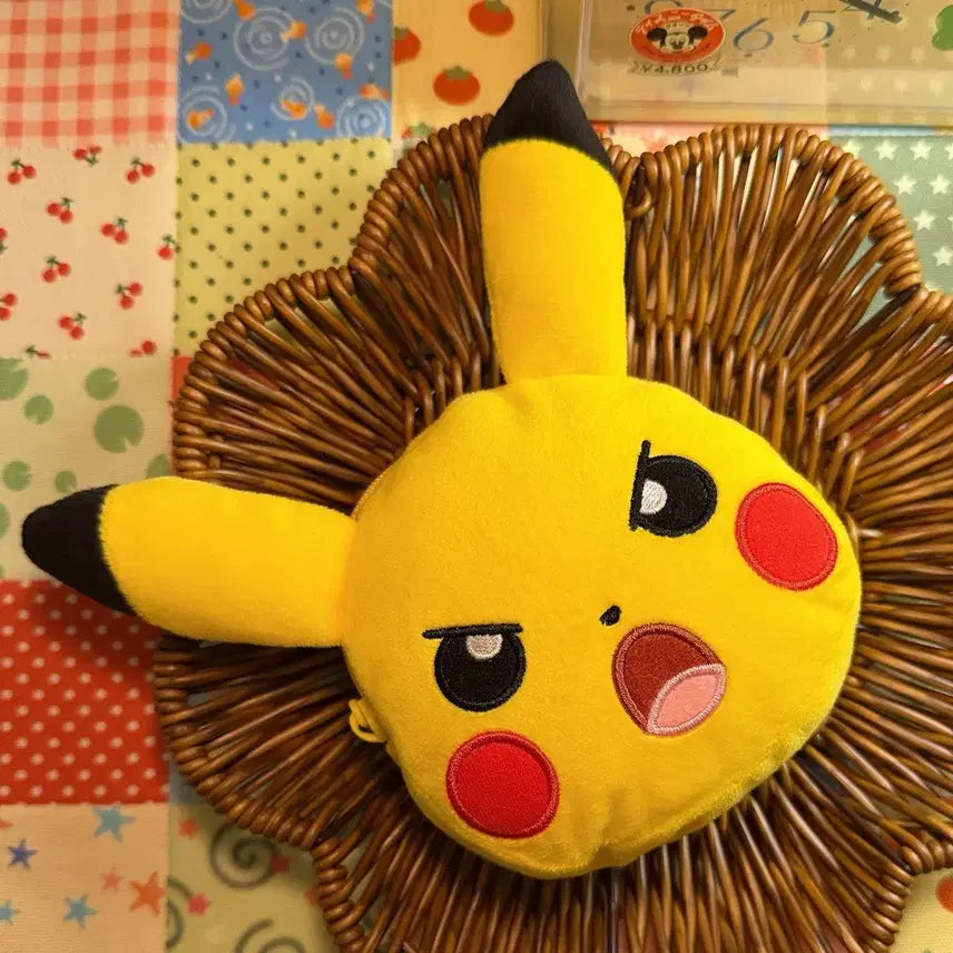 [BUNJANG] Banpresto Pikachu "Dislike!" Face Pouch Pokemon Plush / 반프레스토 피카츄 얼굴 파우치 B.싫어! 포켓몬스터 인형