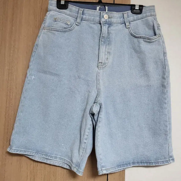 [BUNJANG] Spandex Bermuda Shorts (Light Blue) / 새상품)연청 버뮤다 스판 반바지