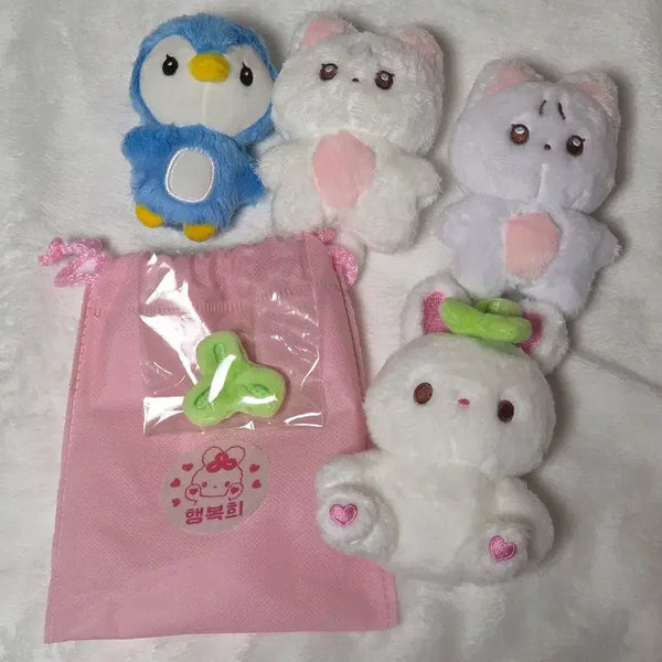 [BUNJANG] The Boyz New Bundle Set Dolls (Pengchani, Chaninyang, Jjaninyang, Haengbokhee) / 더보이즈 뉴 인형 일괄판매 (펭차니, 차니냥, 짜니냥, 행복희)