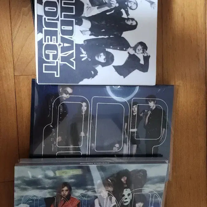 [BUNJANG] All Day Project FAMOUS + LOOK AT ME Album Set / [판매] 올데이프로젝트 앨범 세트(포카,포스터X)