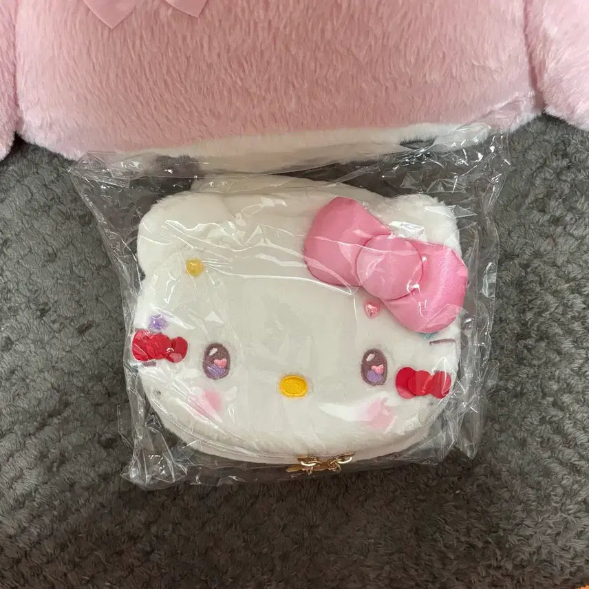 [BUNJANG] Sanrio Hello Kitty 50th Anniversary Pouch with Handle / 산리오 키티 50주년 손잡이 파우치 헬로키티