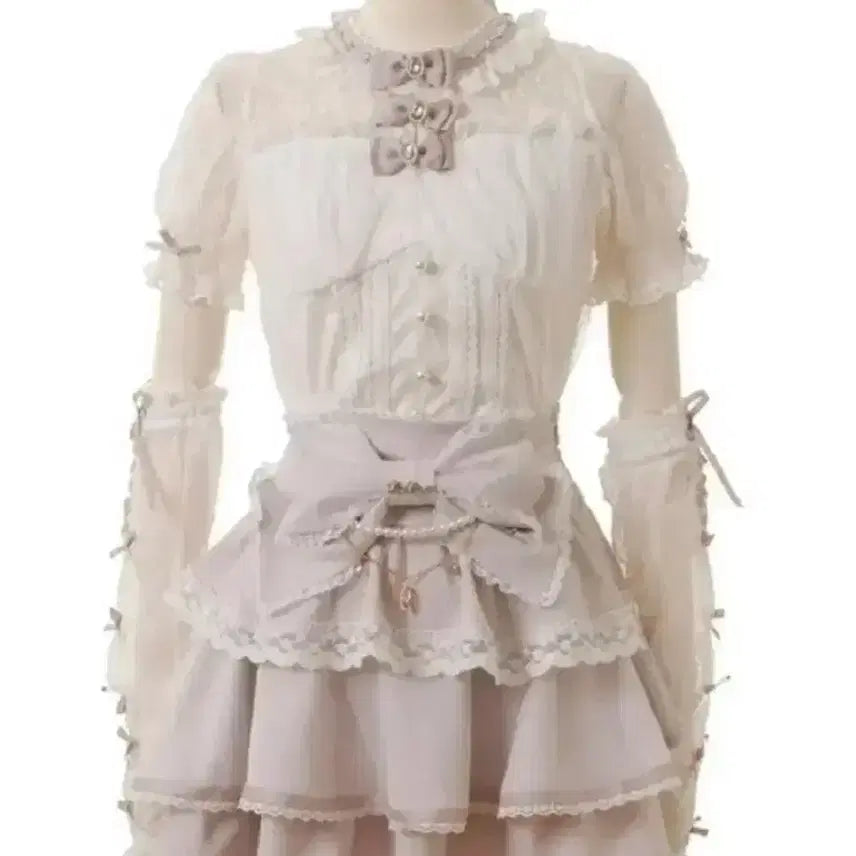 [BUNJANG] Liz Lisa Ribbon Lace Arm Warmer Blouse / 리즈리사 암워머 리본 레이스 블라우스 양산형