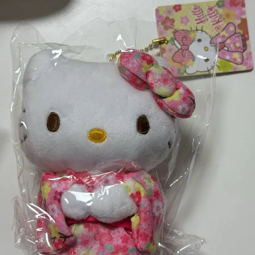 [BUNJANG] Hello Kitty Pink Kimono Keychain / 헬로키티 핑크 기모노 키링