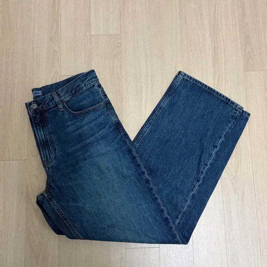 [BUNJANG] Uniqlo JWA Straight Jeans Size 32 (67 Blue) / 유니클로JWA스트레이트 진 32 (67blue)