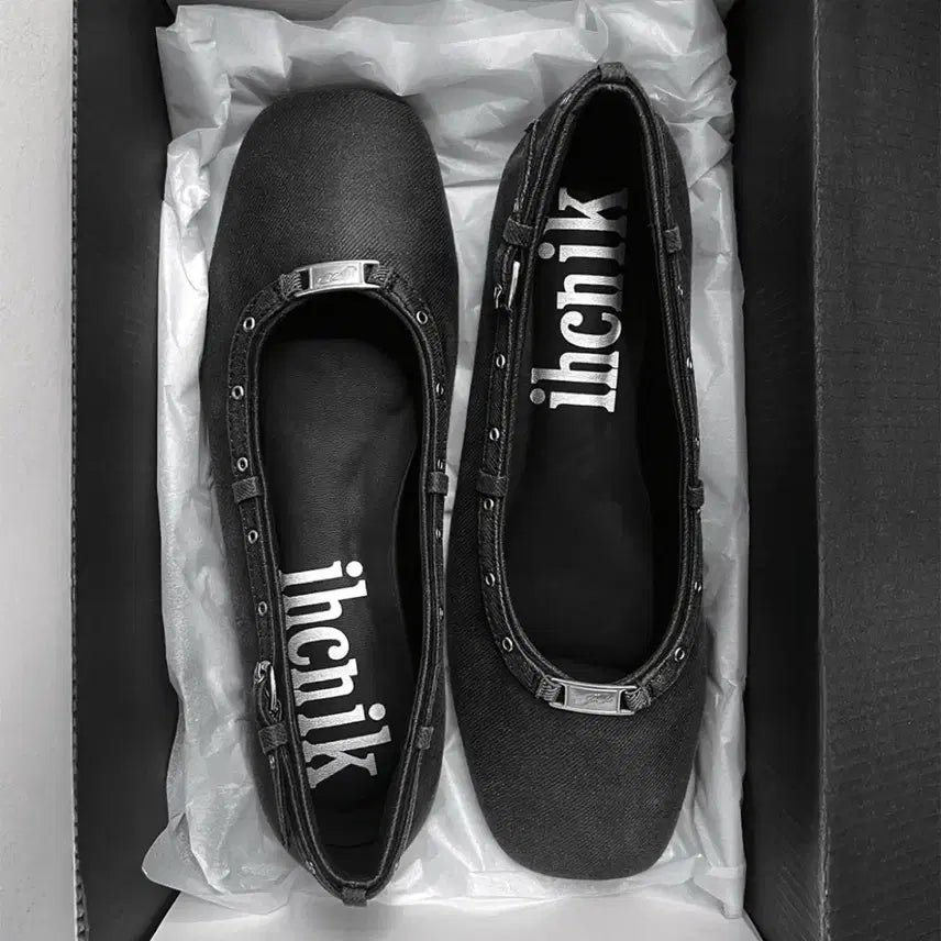[BUNJANG] Ihcnik 001 Coated Denim Eyelet Flats (Size 240) / 이크닉 ] ihcnik 001 coated denim eyelet flats 240