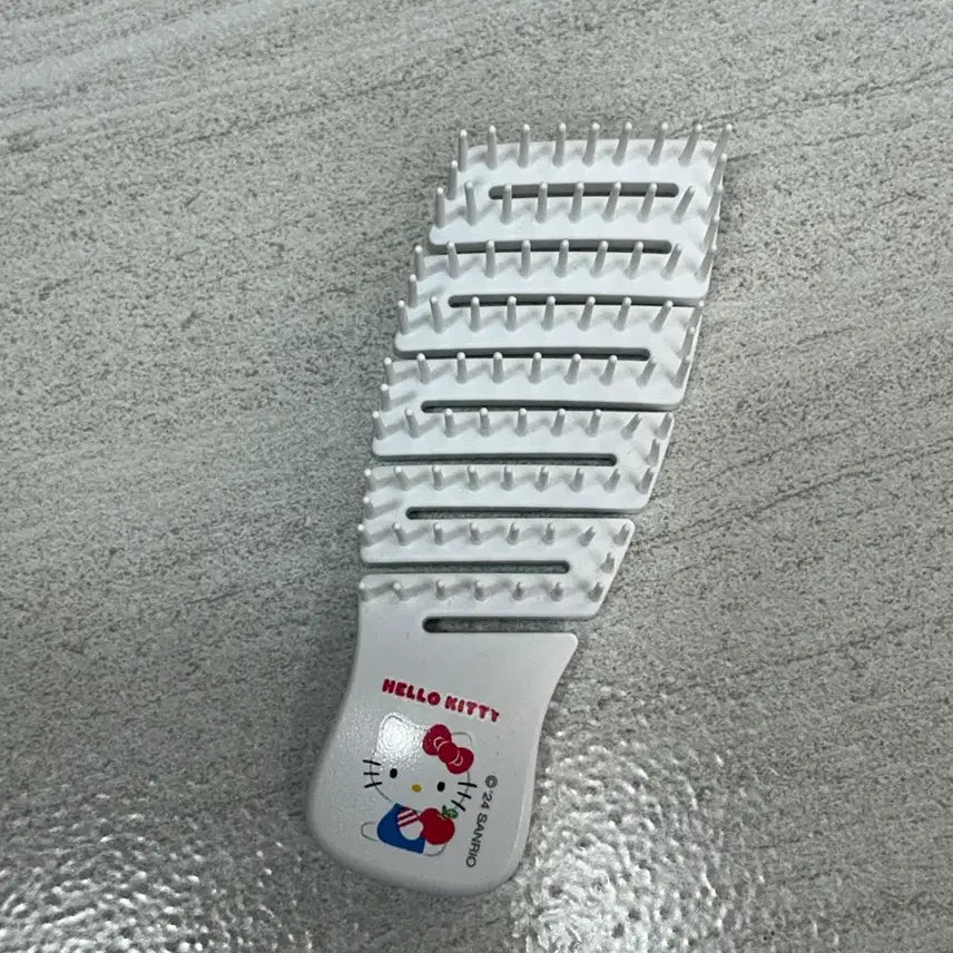 [BUNJANG] Sanrio Mini Detangling Brush Hello Kitty / 산리오 미니 디탱글 브러쉬 (헬로키티)