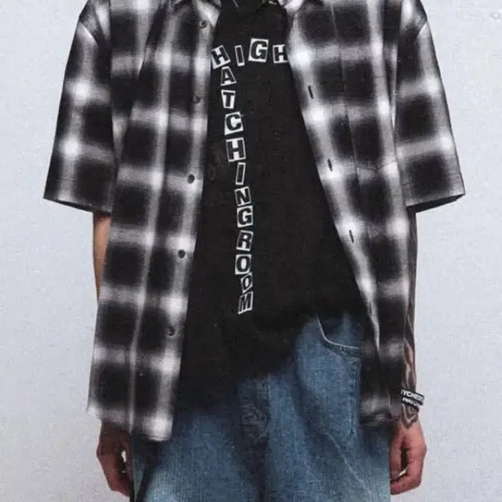 [BUNJANG] Haechiroom Ombre Check Half Sleeve Shirt Black / 해칭룸 옴브레 체크 반팔셔츠