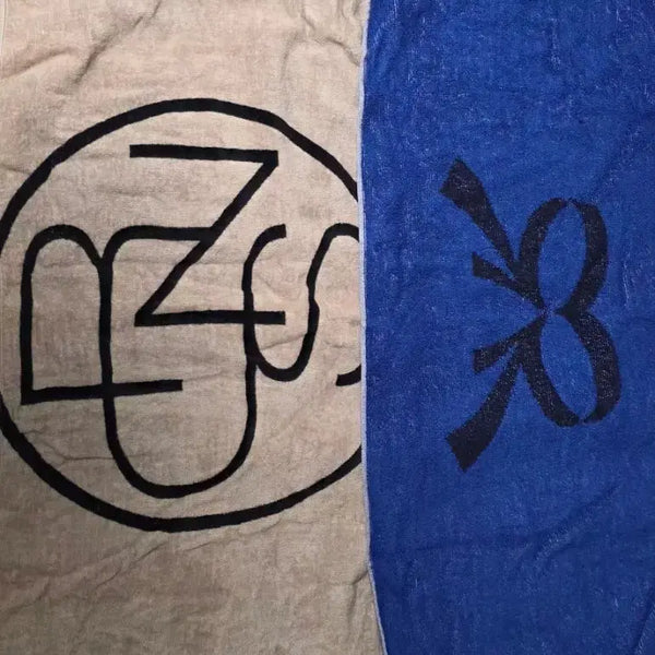 [BUNJANG] Rokudenashi Blue Towel Slogan / 로쿠데나시 슬로건(수건)(파랑)