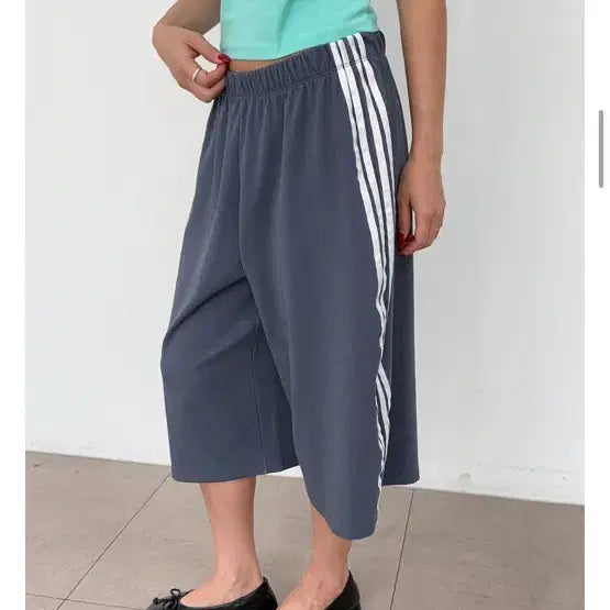 [BUNJANG] OUISEUX Noah Bermuda Capri Banding Pants / 오유세 누아 버뮤다 카프리 밴딩 팬츠