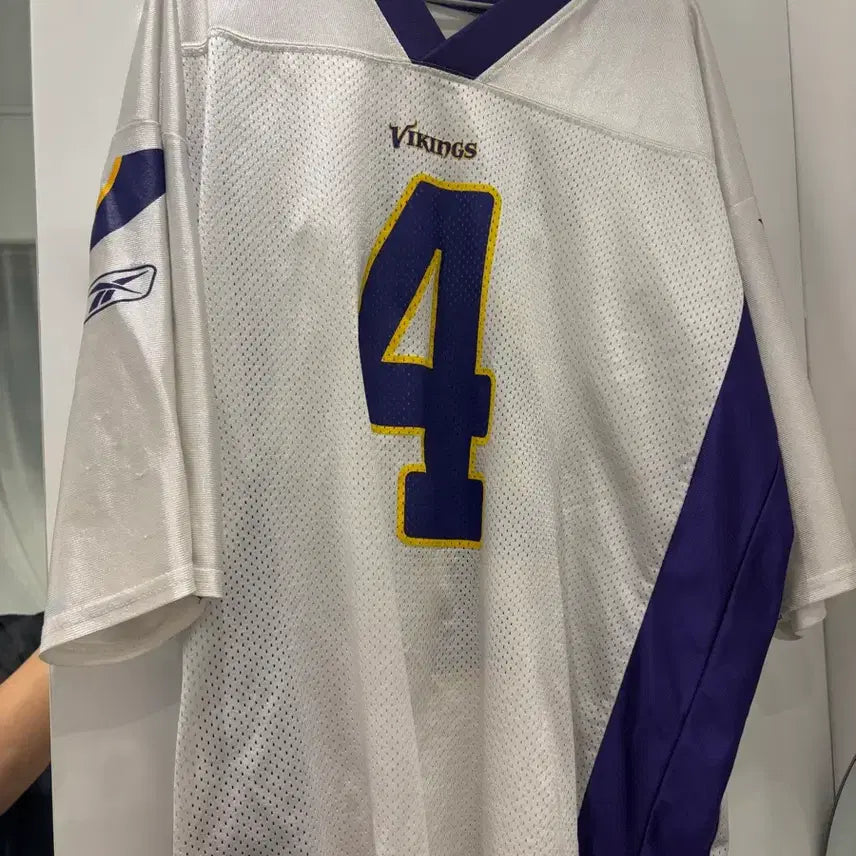 [BUNJANG] Minnesota Vikings Brett Favre #4 Jersey / 미네소타 바이킹스 브렛 파브 4번 럭비저지