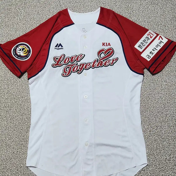 [BUNJANG] Kia Tigers Noah Soo-kwang Player-Worn Signed Event Baseball Uniform / [실착/싸인] 기아타이거즈 러브투게더 선수용 이벤트 유니폼 (노수광 선수)