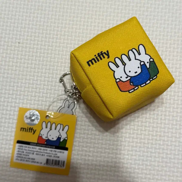 [BUNJANG] Miffy Cube Pouch Keyring Yellow / 미피큐브 파우치 키링 옐로우
