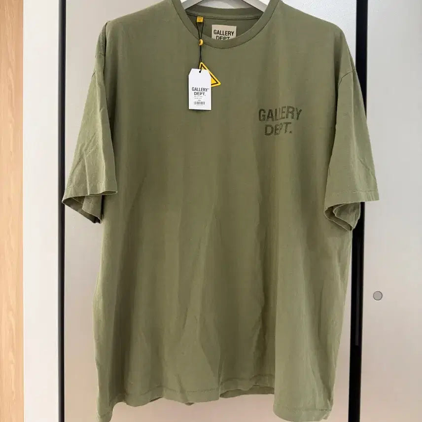 [BUNJANG] Gallery Dept Souvenir T-Shirt Khaki Olive XXL / [XXL] 갤러리 디파트먼트 수베니어 티셔츠 카키 올리브 새상품