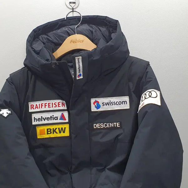 [BUNJANG] Descente Convertible Padded Jacket / (컨버터블) 데상트 패딩 95정도 (가로56 세로71)