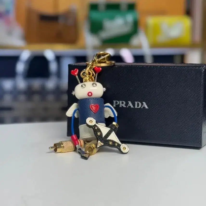 [BUNJANG] Prada Robot Keychain / 프라다 로봇 키링