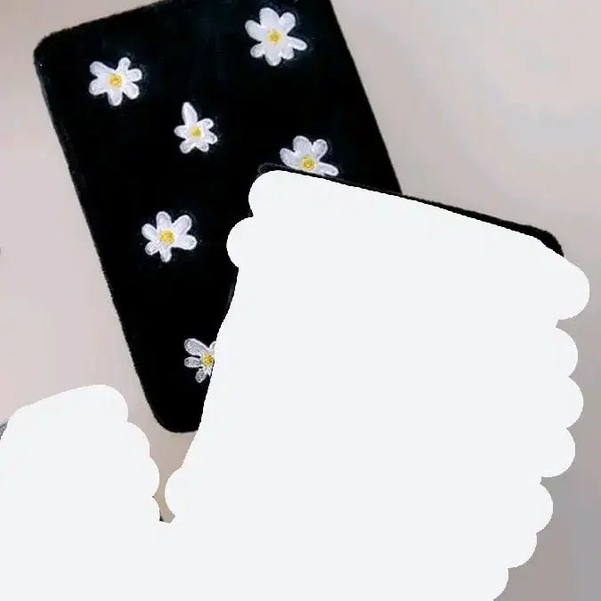 [BUNJANG] Zonfriends GD Daisy Passport Case / 조앤프렌즈 조아 여권케이스 zonfriends 지드래곤 gdragon