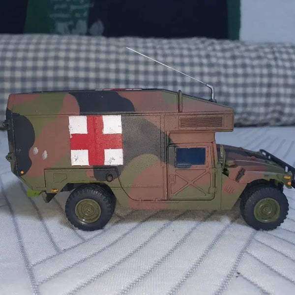 [BUNJANG] Humvee Military Ambulance Model Camouflage / 험비 군용 구급차 모형 카모플라쥬