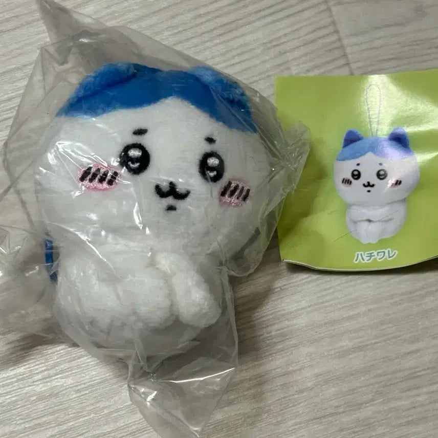 [BUNJANG] Hachiwara Doll Keychain Gacha / 하치와레 인형 키링 가챠