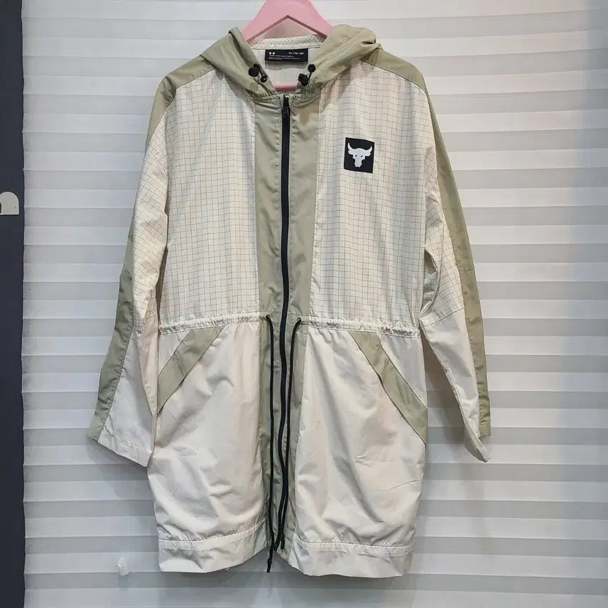 [BUNJANG] Under Armour Lightweight Spring/Fall Jumper / 언더아머 바스락 점퍼