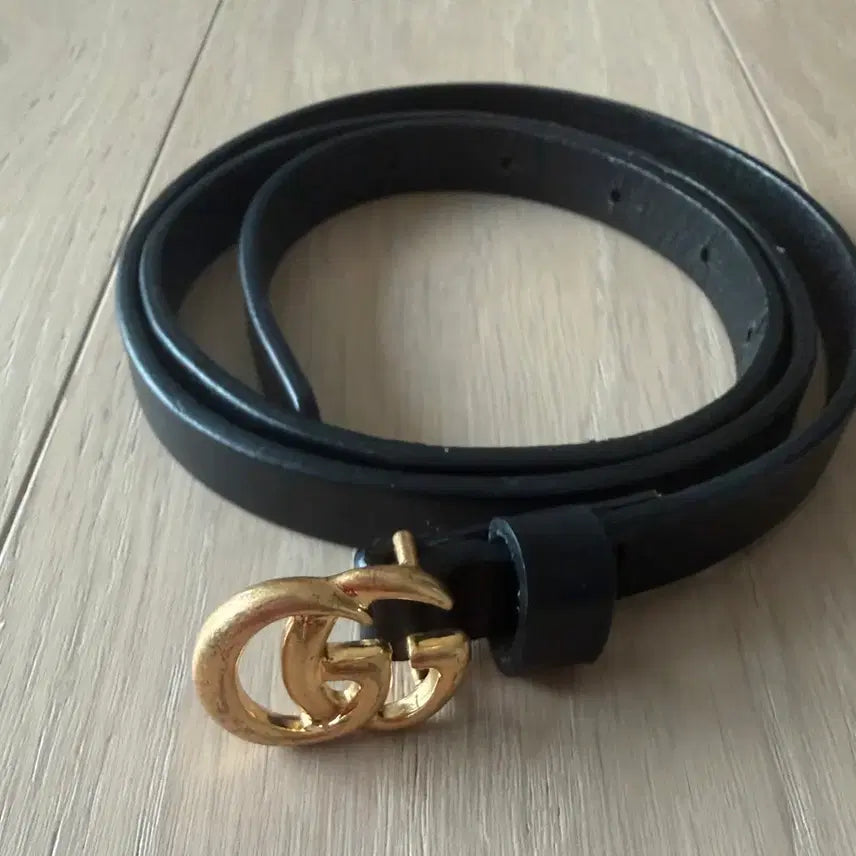 [BUNJANG] Women's Black Leather Belt with Gold GG Buckle / 여성용 벨트