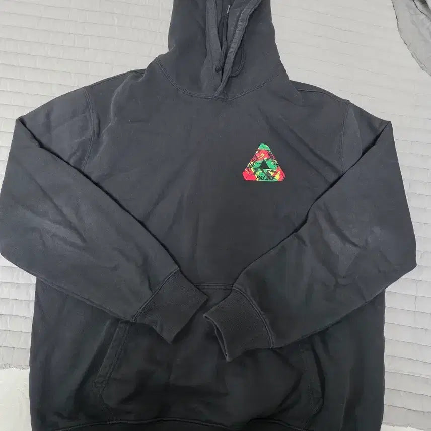 [BUNJANG] Palace Black Hoodie XL / 팔라스 블랙 후드티 XL 판매합니다.