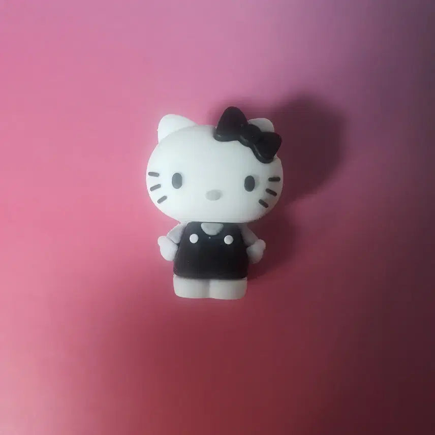 [BUNJANG] Sanrio Hello Kitty Greek Yogurt Magnet / 요즘 그릭 요거트 헬로키티 마그넷