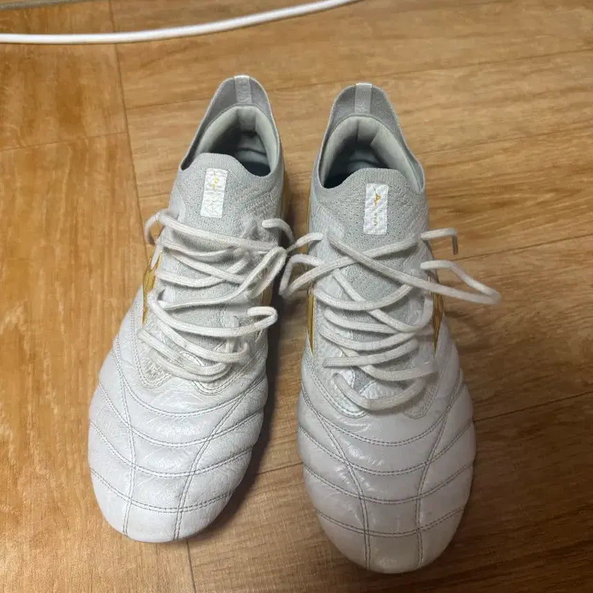 [BUNJANG] Mizuno Morelia Neo 4 Beta Japan 275 Soccer Cleats / 모렐리아 4 네오 베타 제팬 275