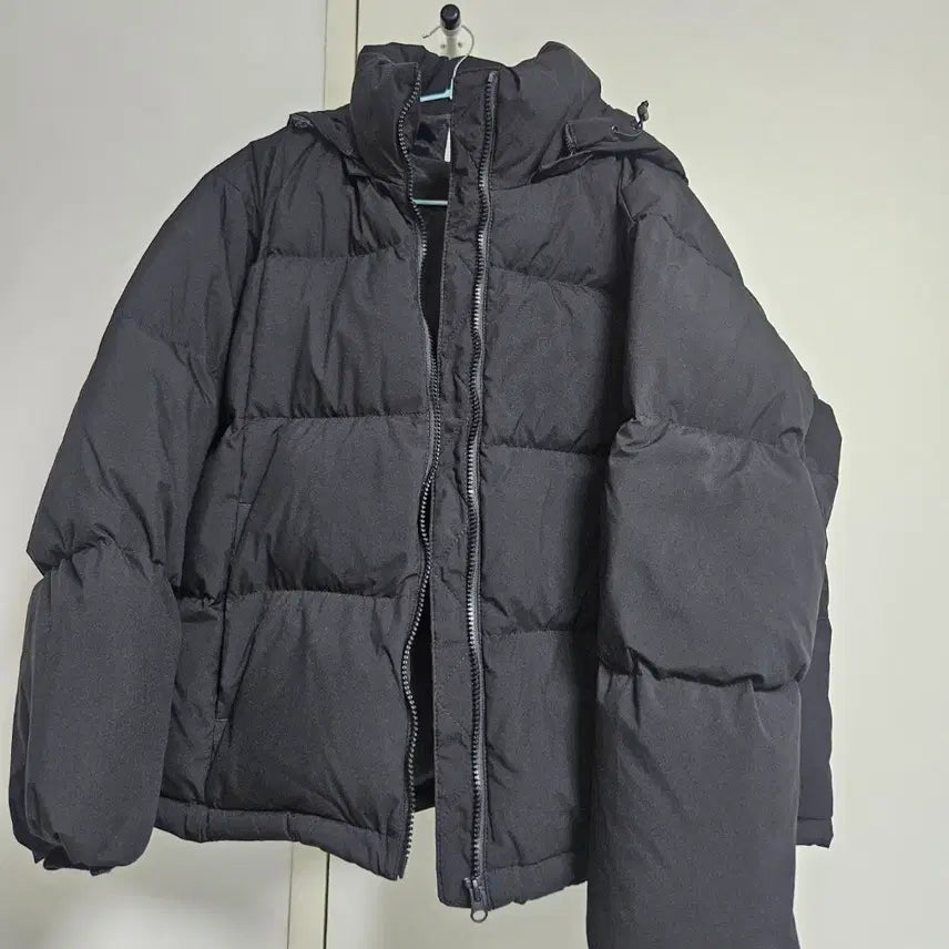 [BUNJANG] Black Padded Jacket / 블랙 패딩