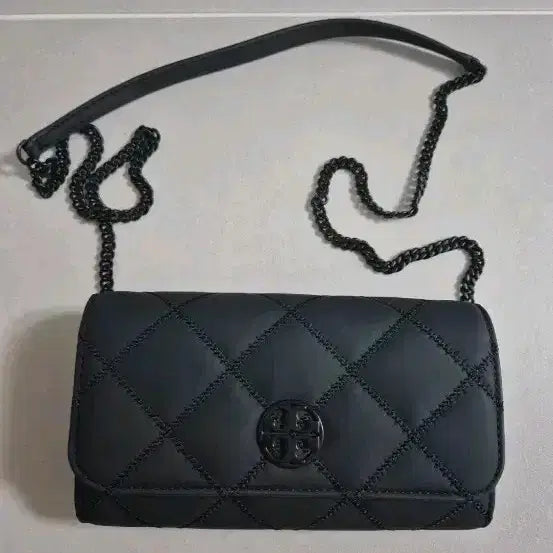 [BUNJANG] Tory Burch Quilted Chain Crossbody Bag Black / 토리버치 퀼팅 체인 크로스백 블랙