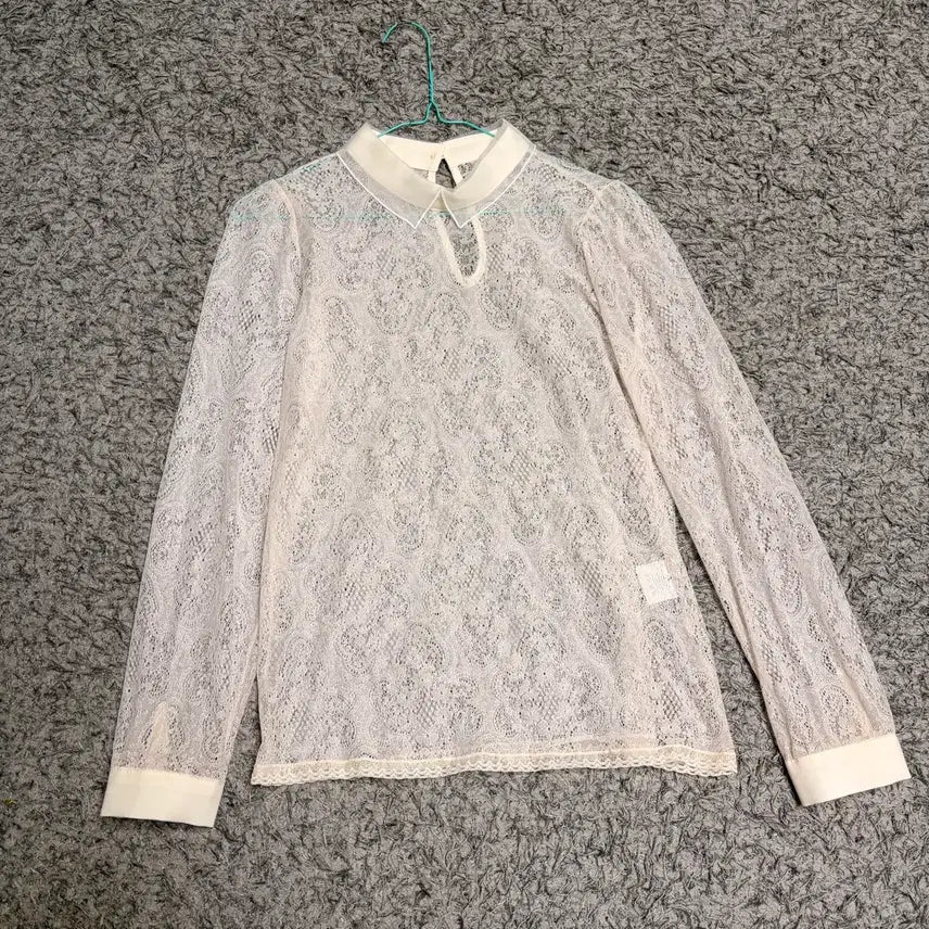 [BUNJANG] Sheer Lace Blouse / 시스루 레이스 블라우스