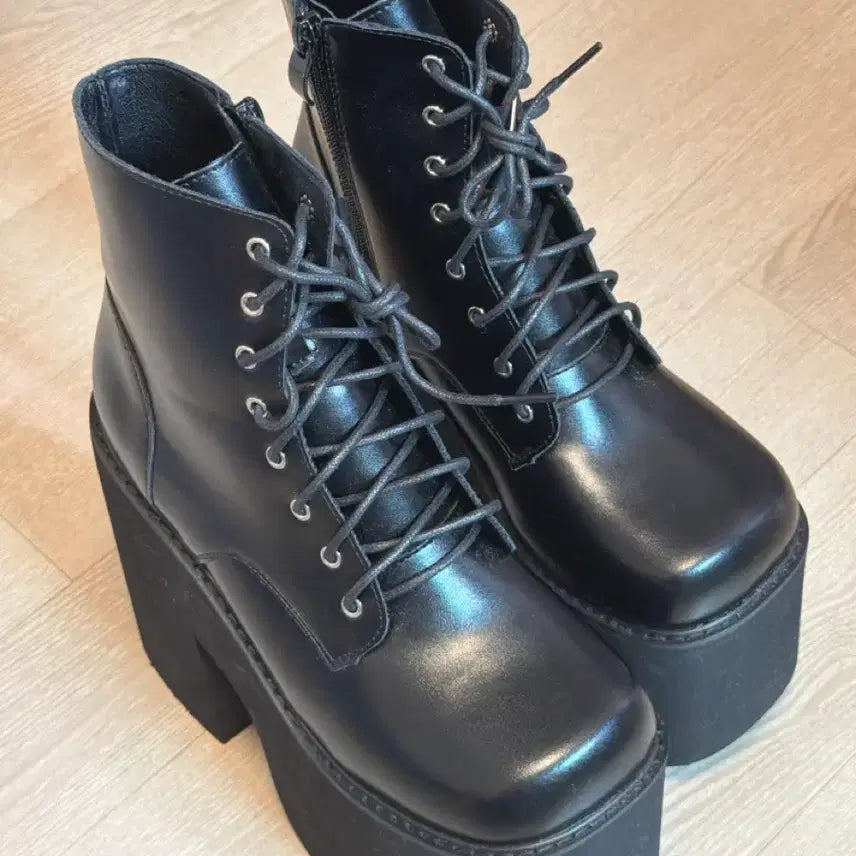 [BUNJANG] Women's 14cm Platform Standing Shoes (Size 240) / 14cm 통굽 스탠딩화 새상품 240