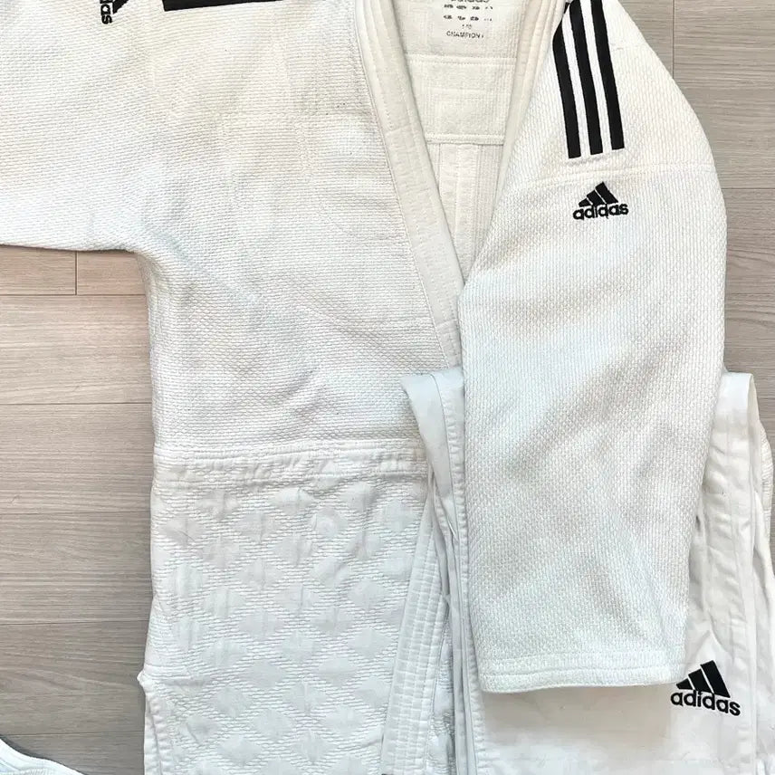 [BUNJANG] Adidas Champion II Judo Uniform (170 Size) / 아디다스 CHAMPION ll (선수용 유도복 170)
