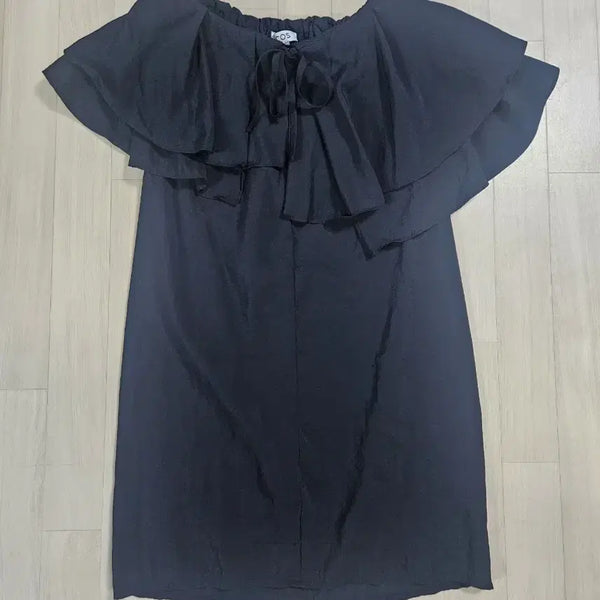 [BUNJANG] COS Ruffle Tunic Off-Shoulder Dress Black / [COS] 코스 러플 튜닉 오프숄더 원피스 블랙 34