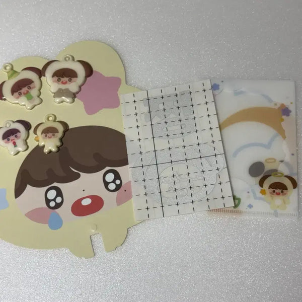 [BUNJANG] NCT Jungwoo Danim Vans Sticker & Keychain & Mini L Holder & Fan Bundle Set / 엔시티 정우 다님 반스 반사스티커 말랑키링 미니엘홀더 부채양도