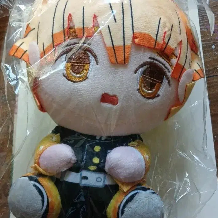 [BUNJANG] Demon Slayer Zenitsu Plush Doll / 귀멸의 칼날 젠이츠 인형