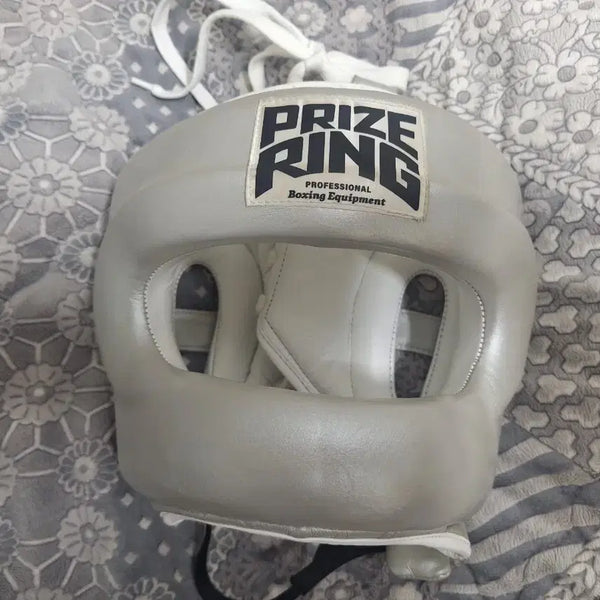 [BUNJANG] Frire Ring Boxing Headgear / 프라이즈링 코보호 복싱 헤드기어 팝니다.