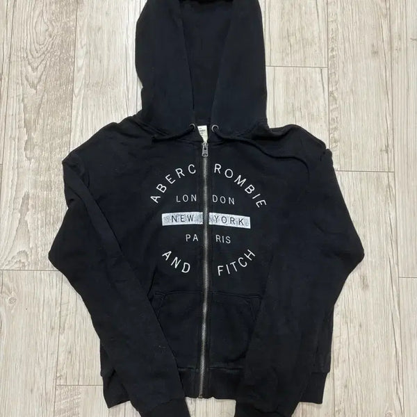 [BUNJANG] Abercrombie & Fitch Black Hoodie / 아베크롬비 후드집업 블랙