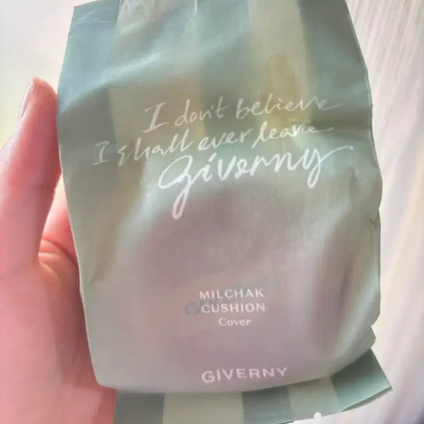 [BUNJANG] Giverny Fit Cushion Refill + Case (Unsealed) / 지베르니 밀착쿠션 리필 미개봉+케이스