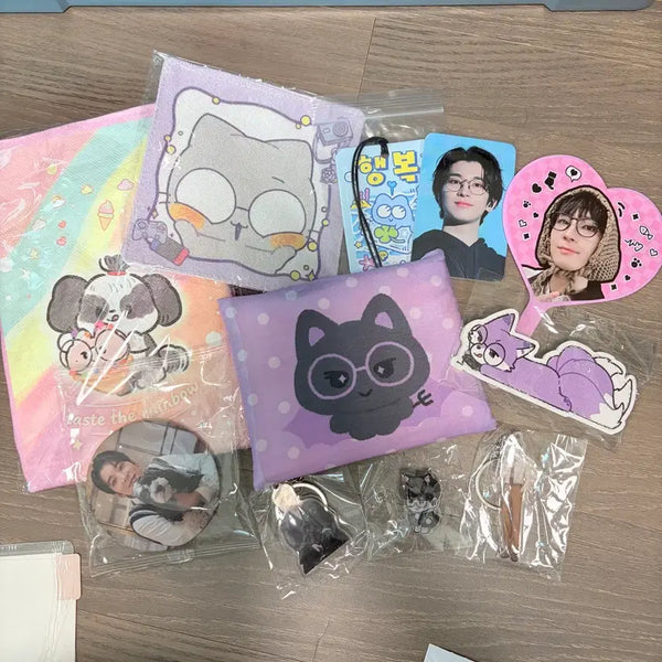 [BUNJANG] SEVENTEEN Wonwoo Birthday Cafe Lucky Draw Reusable Pouch / 세븐틴 원우 생일카페 럭드 렌즈클리너 바쿠백 리유저블파우치