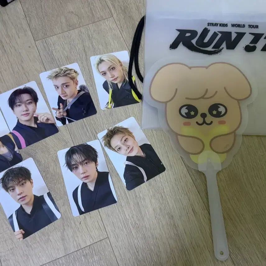 [BUNJANG] Stray Kids 'Run It' Concert Gift Bundle (Felix Photocard Not Included) / 7/26 첫막 Run It 콘서트 기프트