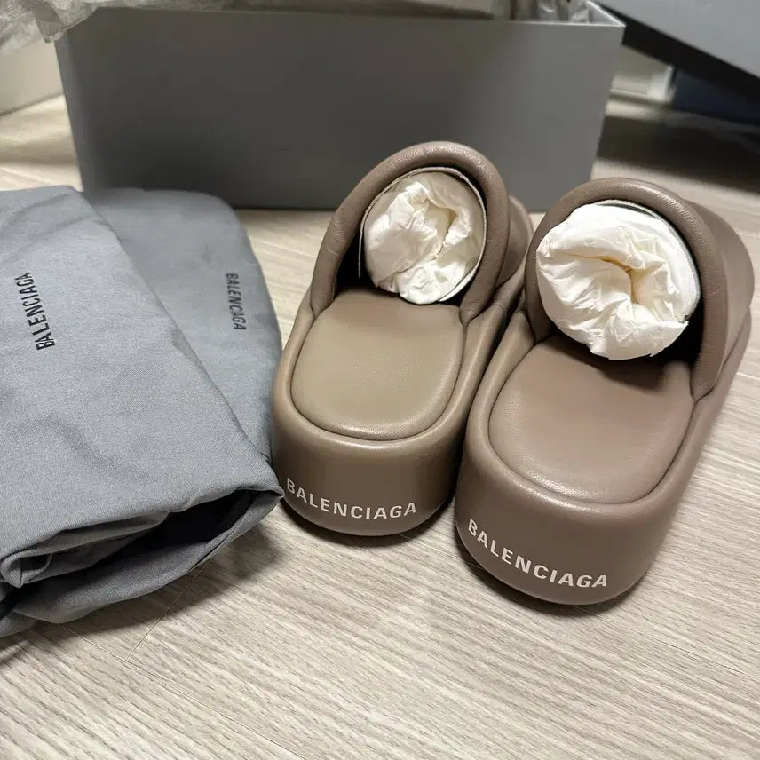 [BUNJANG] Balenciaga Platform Slide Mule Slippers Size 36 / 발렌시아가 통굽 슬라이드 뮬 슬리퍼 36사이즈
