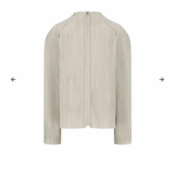 [BUNJANG] Amomento Pleats Zip-Up Jumper Beige / 아모멘토 플리츠 집업 점퍼 베이지