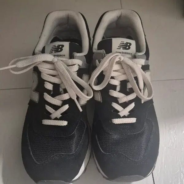 [BUNJANG] New Balance 574 Reimagined Black Sneakers (Size 255) / 뉴발란스574 리이매진드 블랙 255