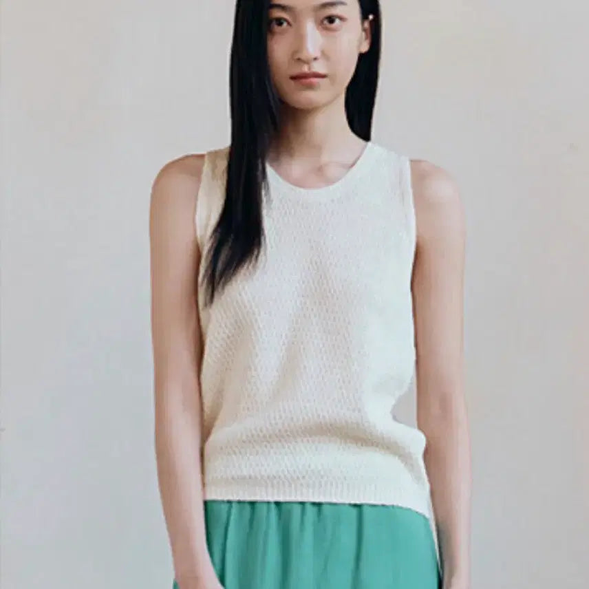 [BUNJANG] Sienne RIU Sleeveless Ivory Top / 시엔느 sienne 리우 슬리브리스 아이보리