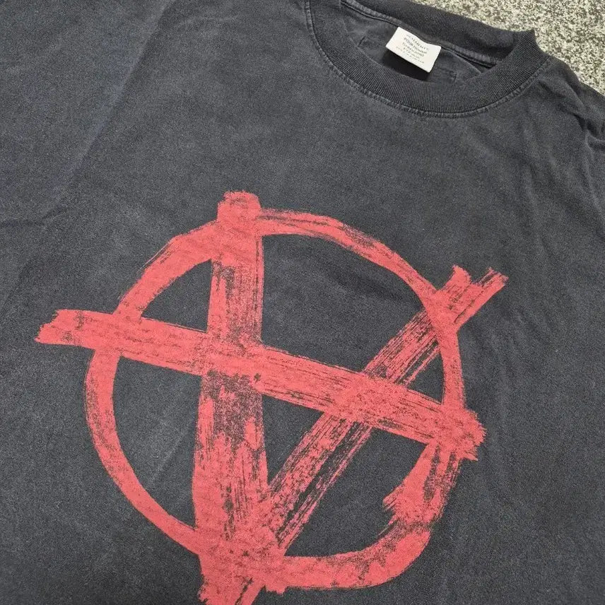 [BUNJANG] VETEMENTS Anarchy Symbol Oversized T-Shirt (XS) / 베트멍 아나키 심볼 오버핏 반팔 티셔츠 (XS)