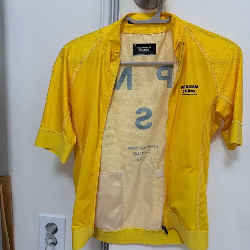 [BUNJANG] Panormal Yellow Jersey XS / 파노말 노랑 져지 xs