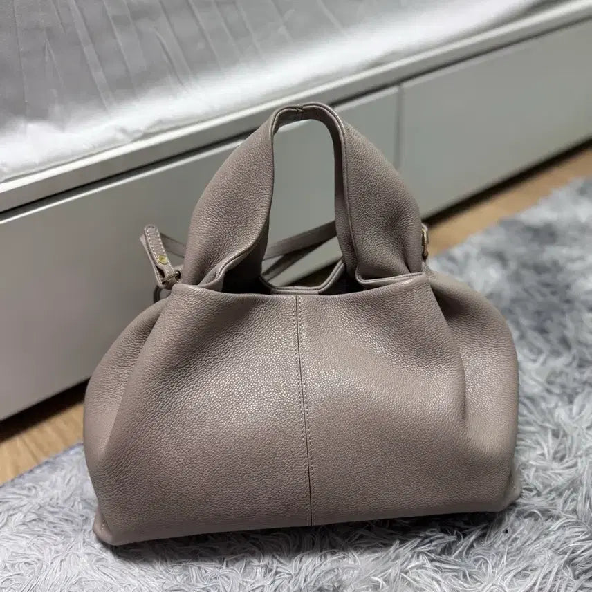 [BUNJANG] Polene Numero Neuf Textured Leather Shoulder Bag / 폴레느 누메로 눼프 토프 텍스쳐드 가죽 숄더백